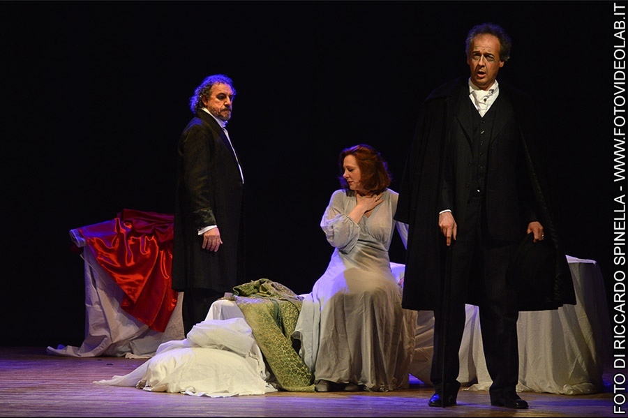 La Traviata fa il tutto esaurito al teatro Rivellino di Tuscania